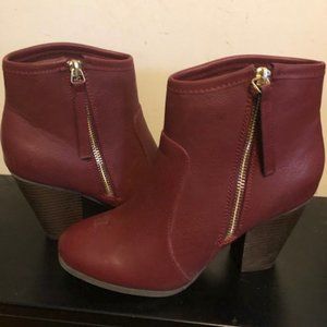SC Maroon Angle boots Fall/Winter size 8